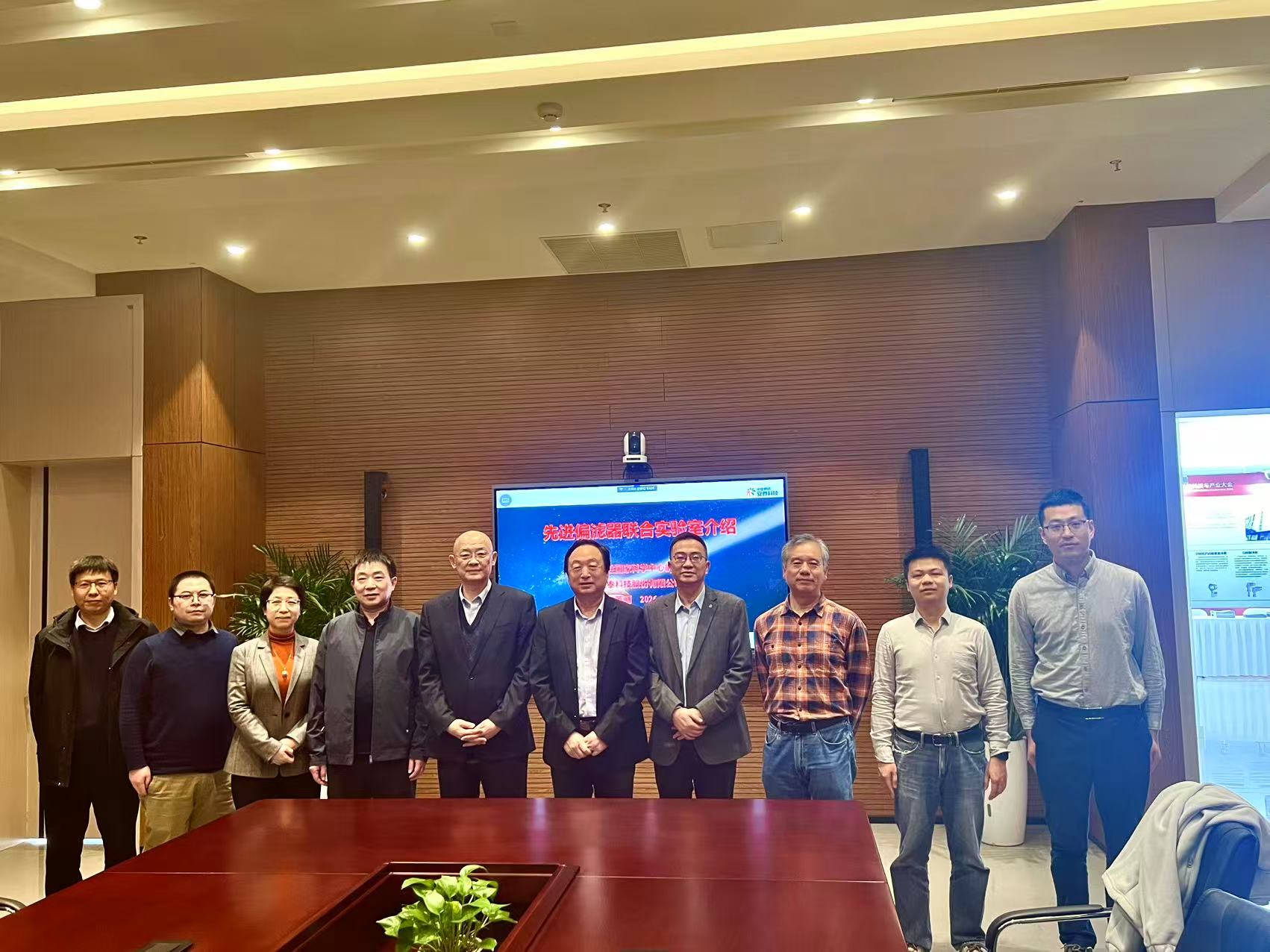 0d1739674194a82727415aac0a5667f9.jpg 0d1739674194a82727415aac0a5667f9.jpg